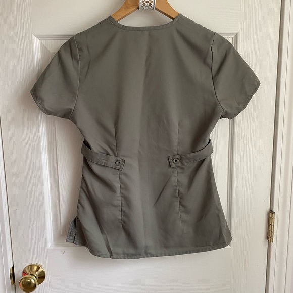 Greys Anatomy Scrub Top - Picture 2 of 5